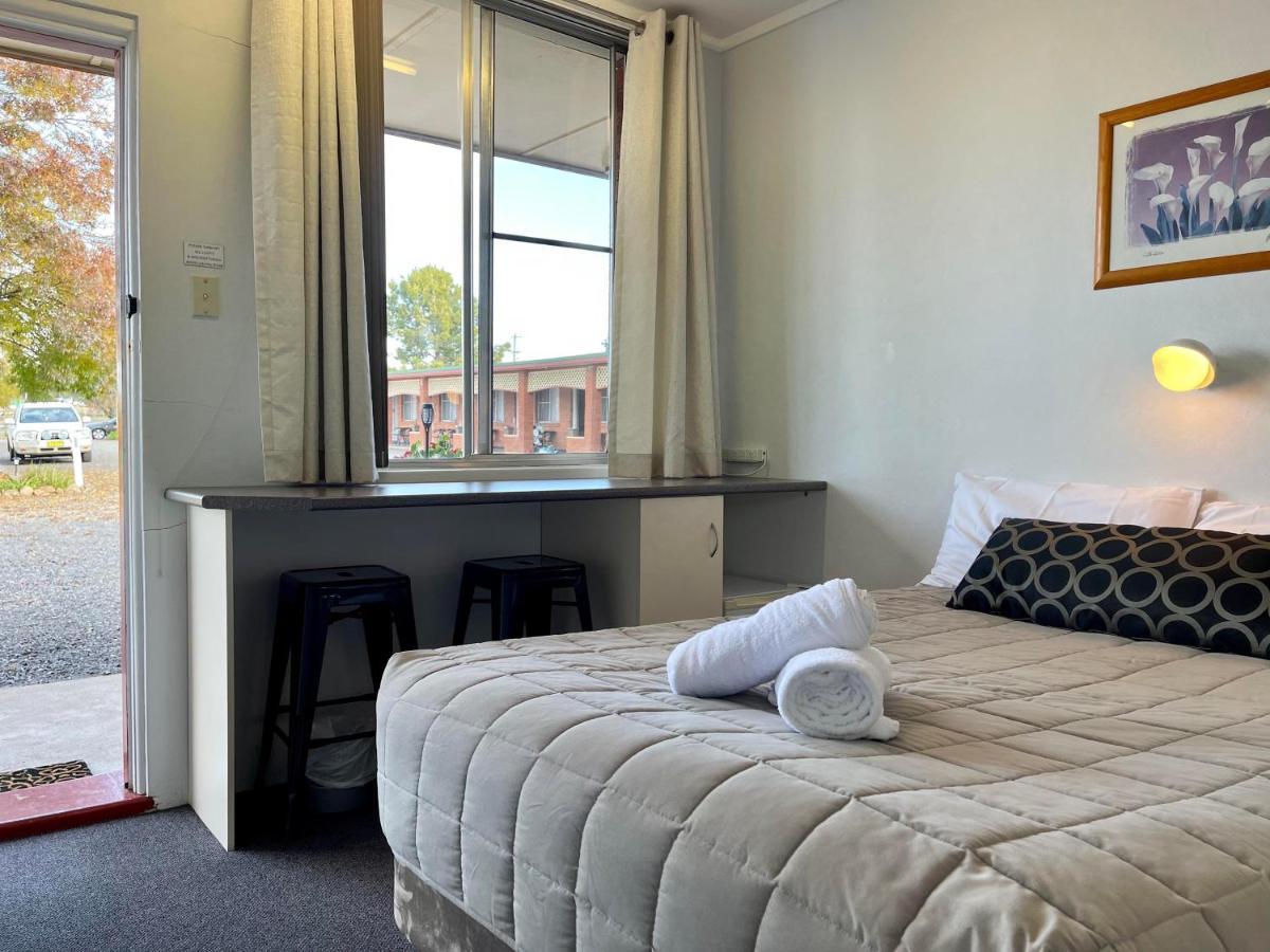 Quirindi Sunflower Motor Inn Екстер'єр фото
