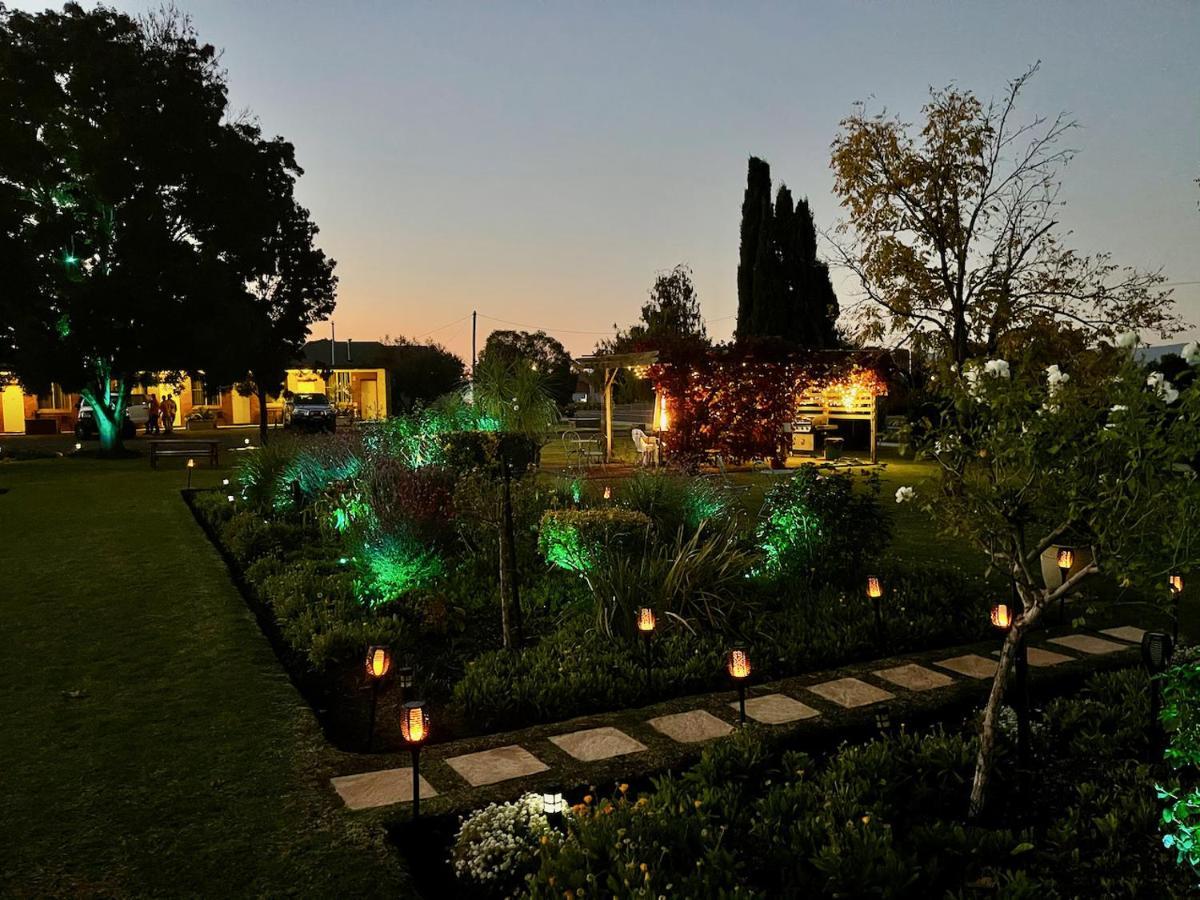 Quirindi Sunflower Motor Inn Екстер'єр фото