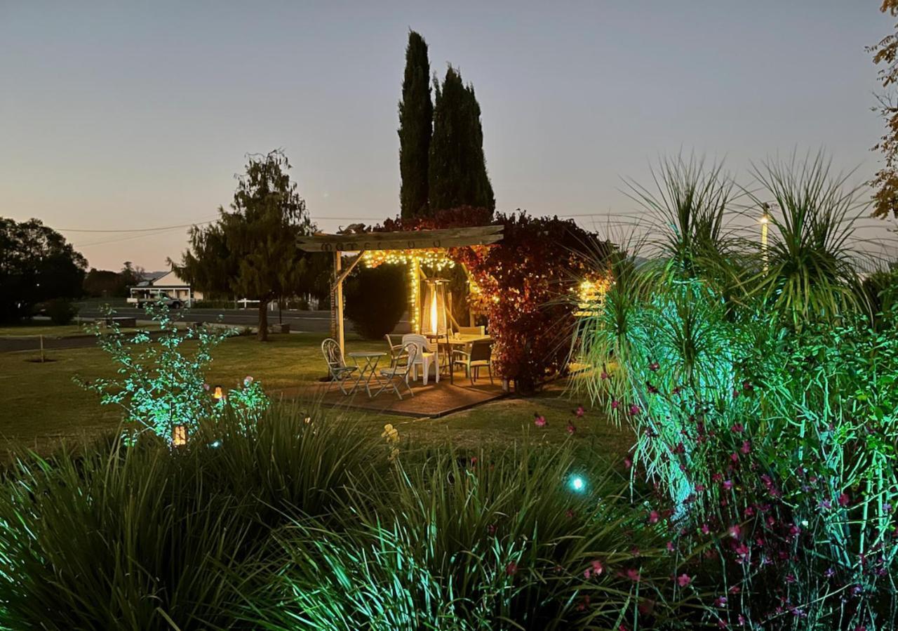Quirindi Sunflower Motor Inn Екстер'єр фото