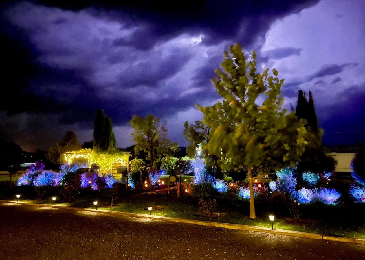 Quirindi Sunflower Motor Inn Екстер'єр фото